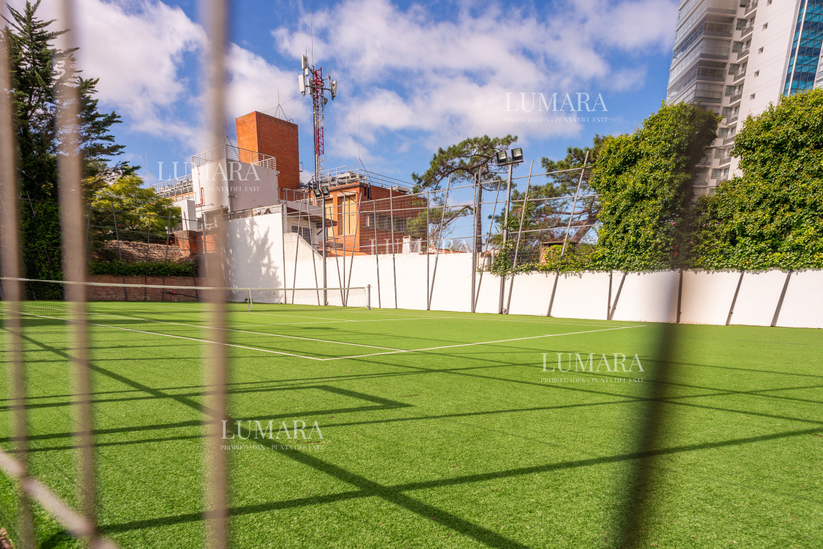 Apartamento ID.3290 - 3 y dependencia Sunrise Tower, Piso Alto, Playa Mansa