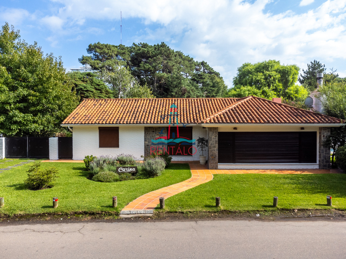 Casa ID.121 - Venta Casa en Punta del este 3 dormitorios Cantegril