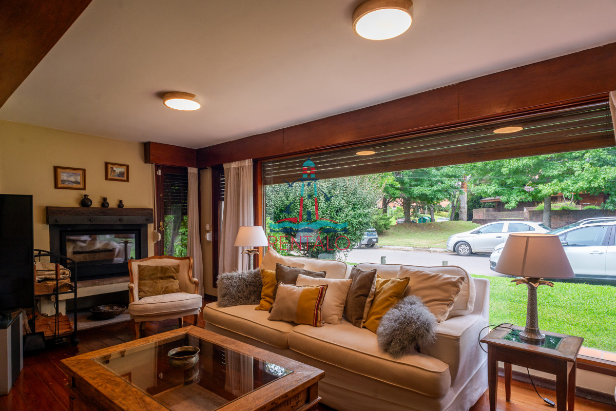 Casa ID.121 - Venta Casa en Punta del este 3 dormitorios Cantegril