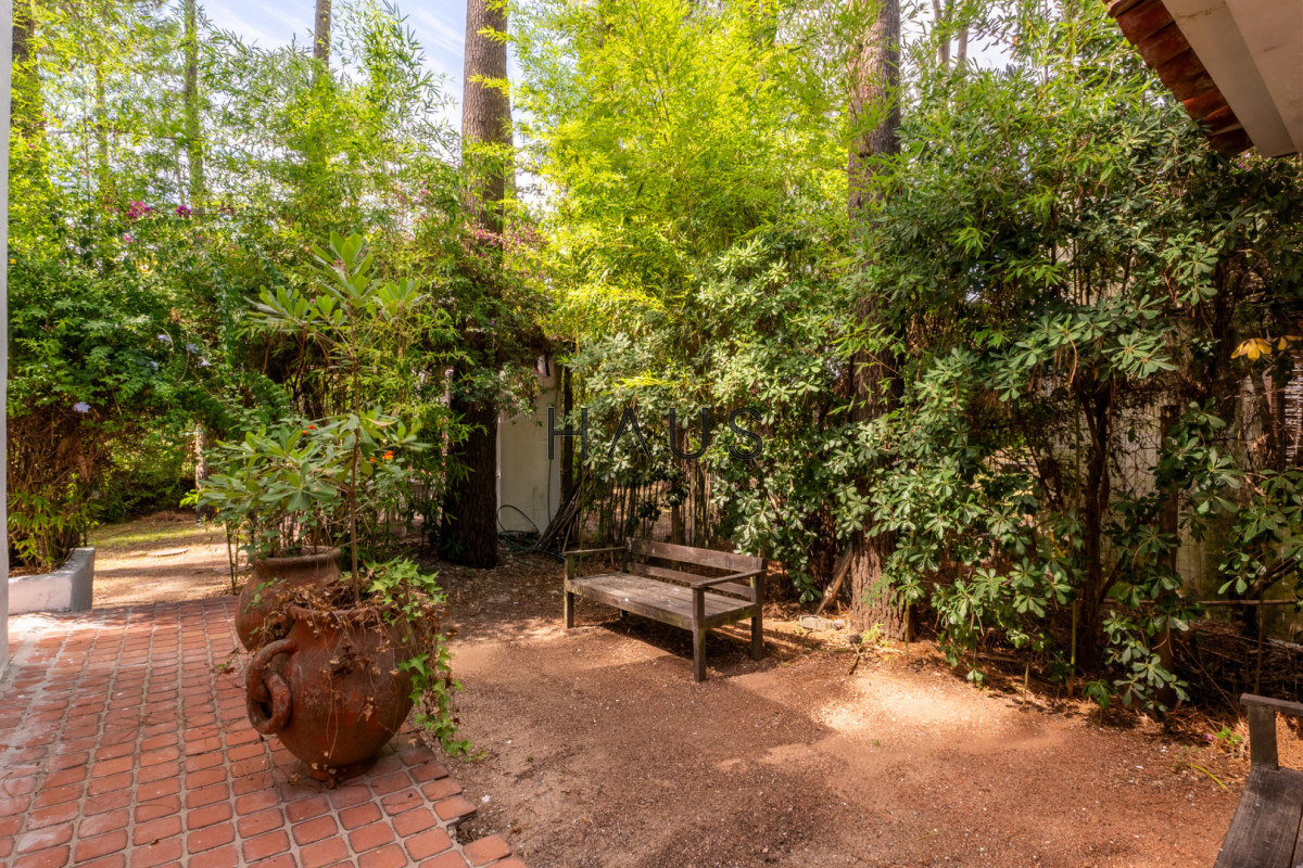 Casa ID.623 - Casa de estilo en Pinares, 4 habitaciones y 3 baños