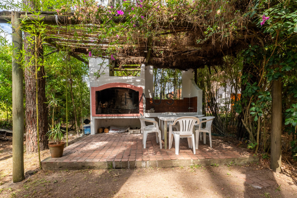 Casa ID.623 - Casa de estilo en Pinares, 4 habitaciones y 3 baños