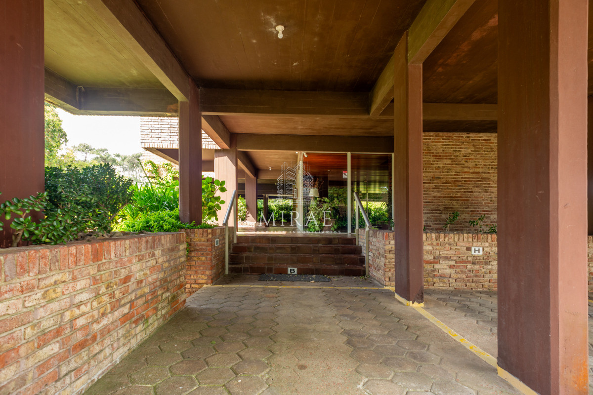 Apartamento ID.158 - 3 dormitorios playa mansa cerca del mar