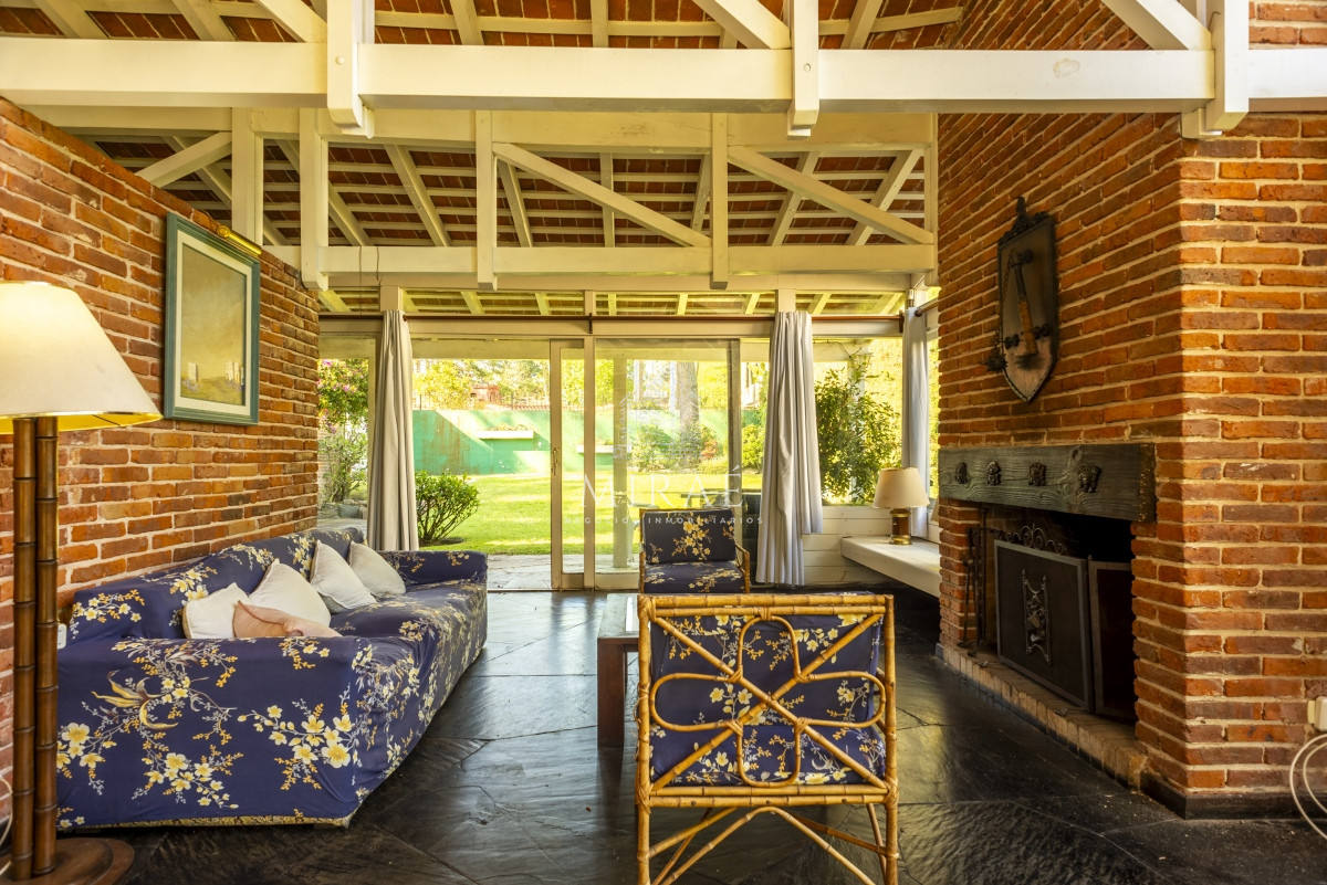 Casa ID.27 - Venta casa 3 dormitorios y dependencia San Rafael Punta del Este
