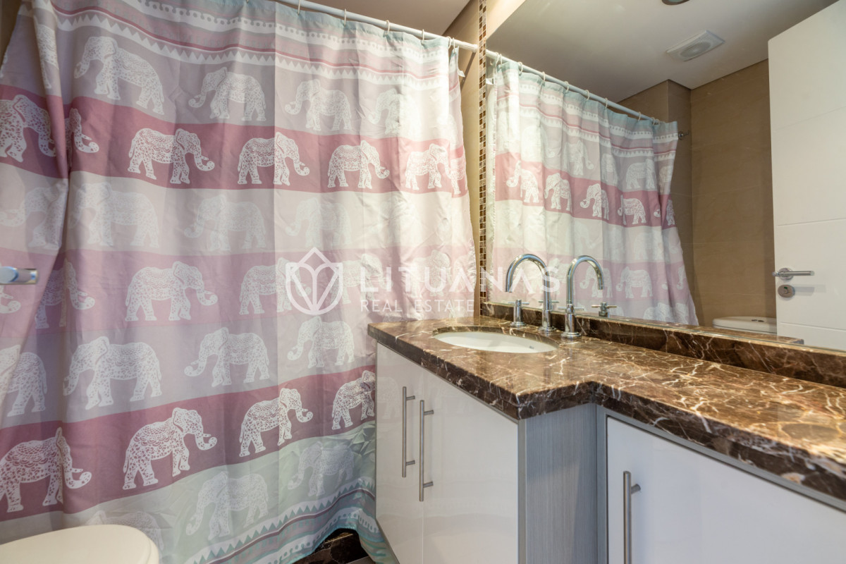 Apartamento ID.89 - 3 dormitorios y dependencia, Playa Mansa, Punta del Este