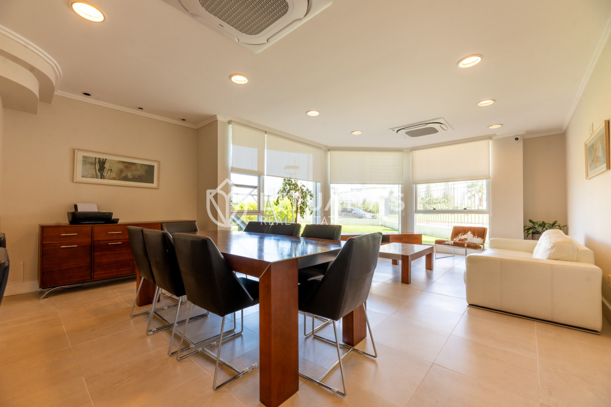 Apartamento ID.89 - 3 dormitorios y dependencia, Playa Mansa, Punta del Este