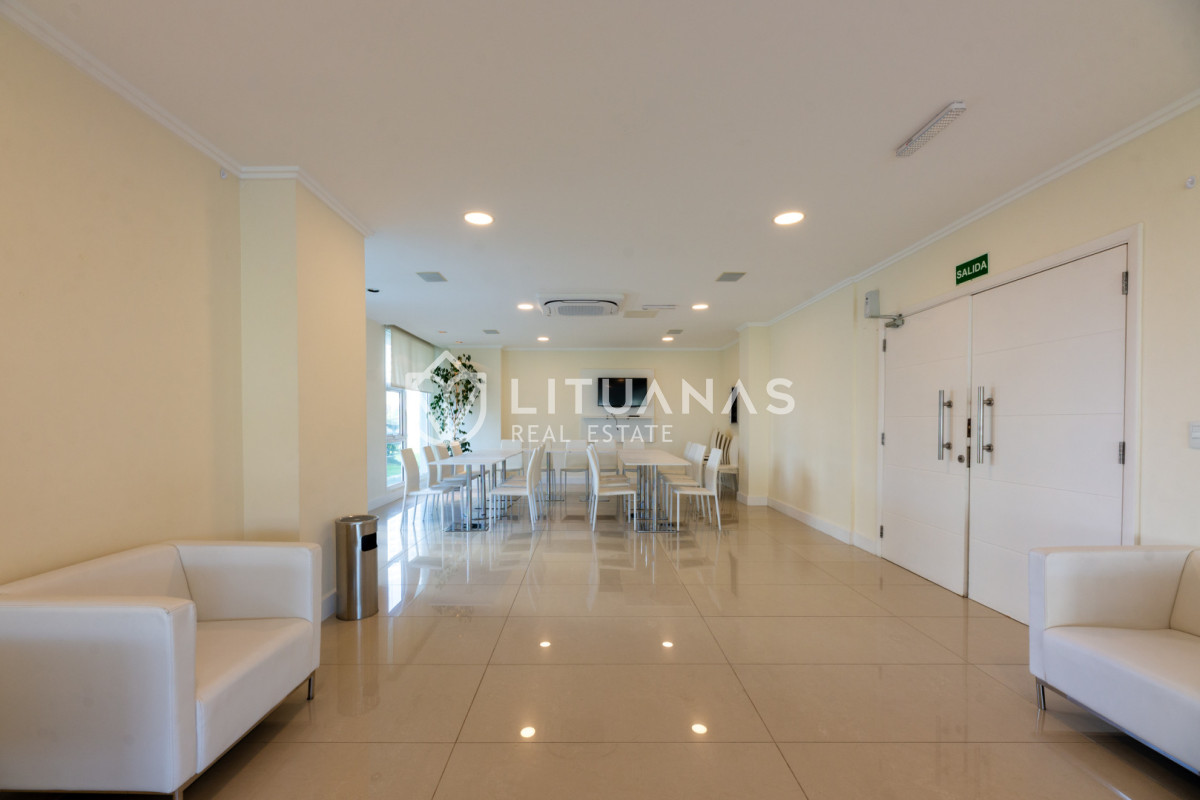 Apartamento ID.89 - 3 dormitorios y dependencia, Playa Mansa, Punta del Este