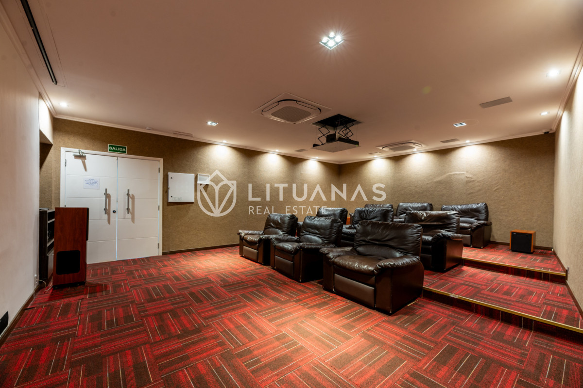 Apartamento ID.89 - 3 dormitorios y dependencia, Playa Mansa, Punta del Este