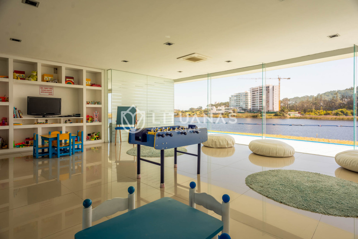 Apartamento ID.34 - 3 dormitorios vista despejada a la laguna y al mar.