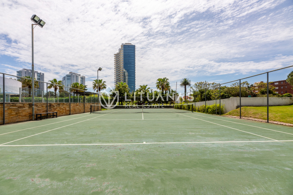 Apartamento ID.89 - 3 dormitorios y dependencia, Playa Mansa, Punta del Este