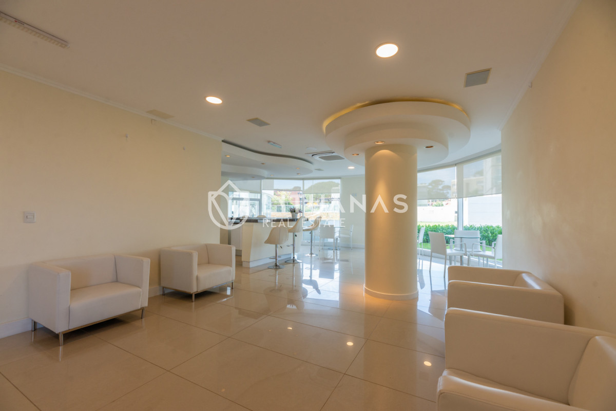 Apartamento ID.89 - 3 dormitorios y dependencia, Playa Mansa, Punta del Este