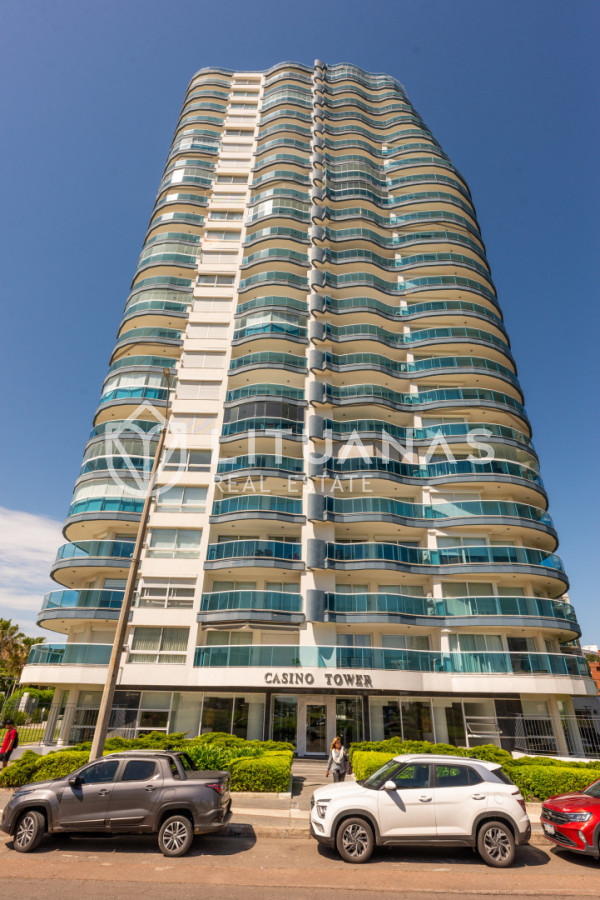 Apartamento ID.89 - 3 dormitorios y dependencia, Playa Mansa, Punta del Este