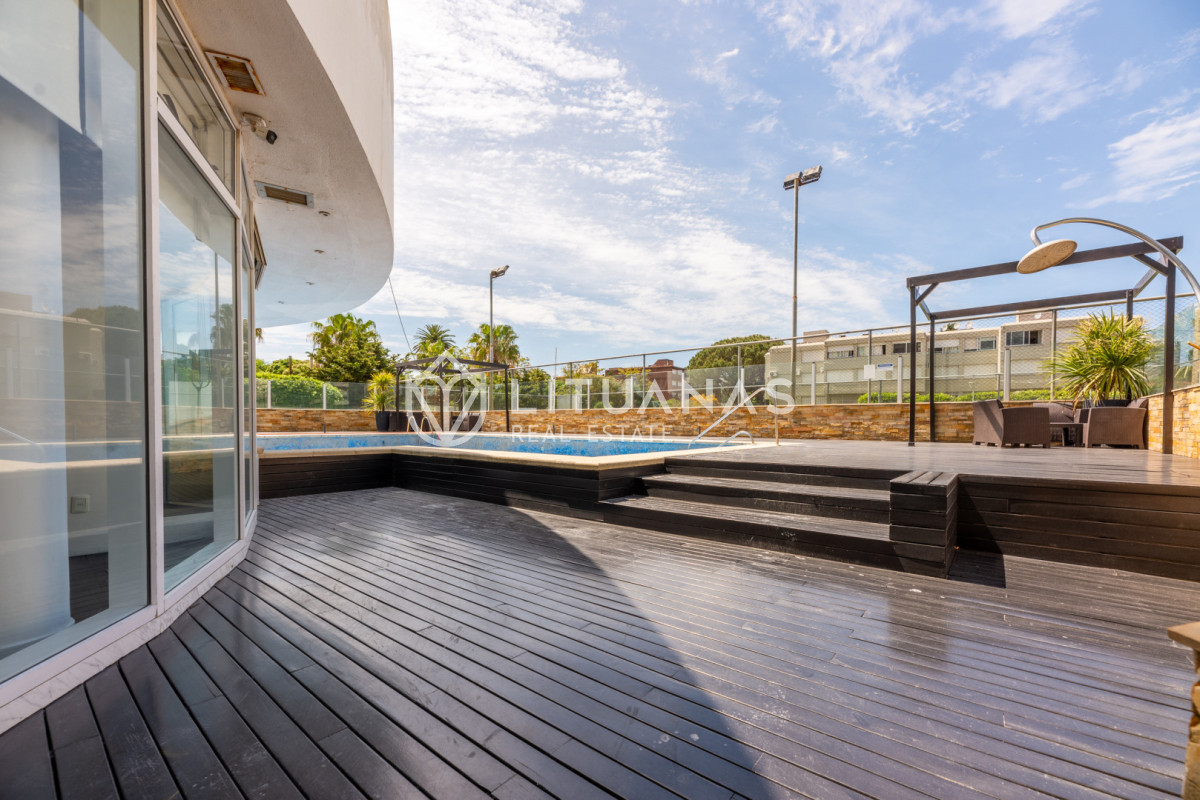 Apartamento ID.89 - 3 dormitorios y dependencia, Playa Mansa, Punta del Este