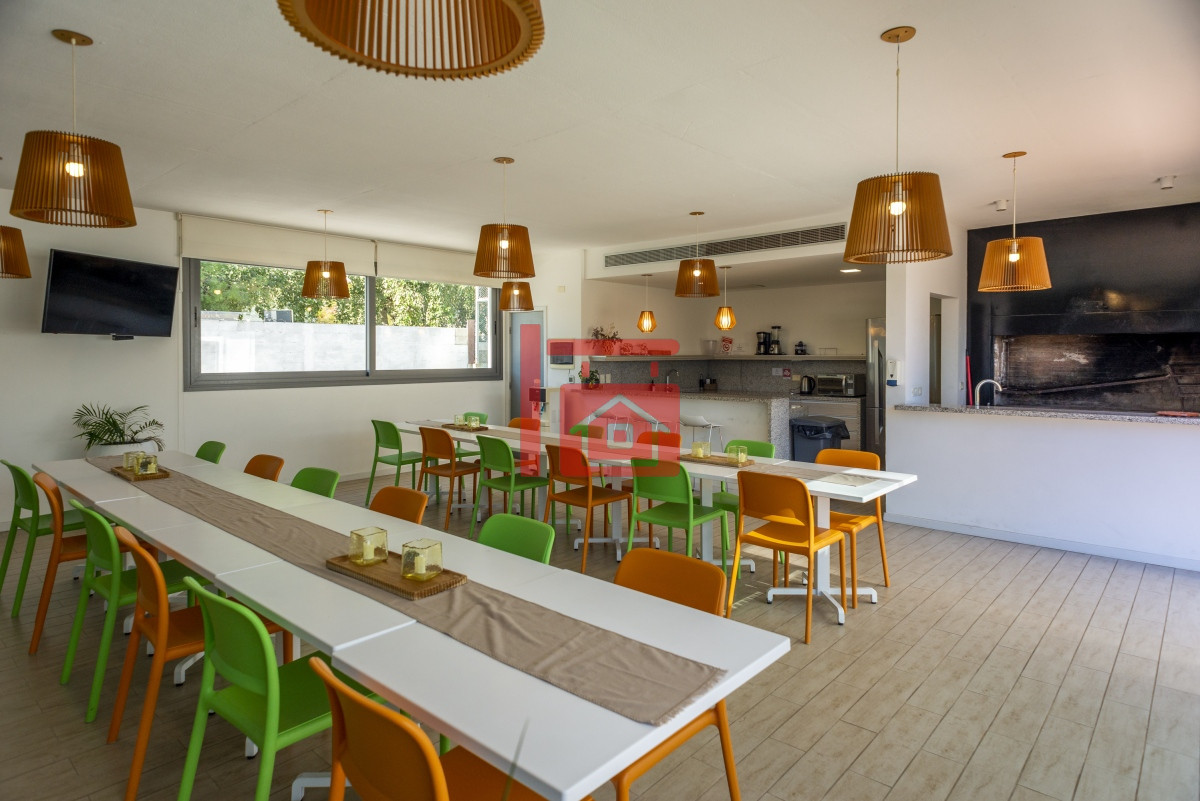 Apartamento ID.1531 - 2 dormitorios playa mansa - Punta del Este