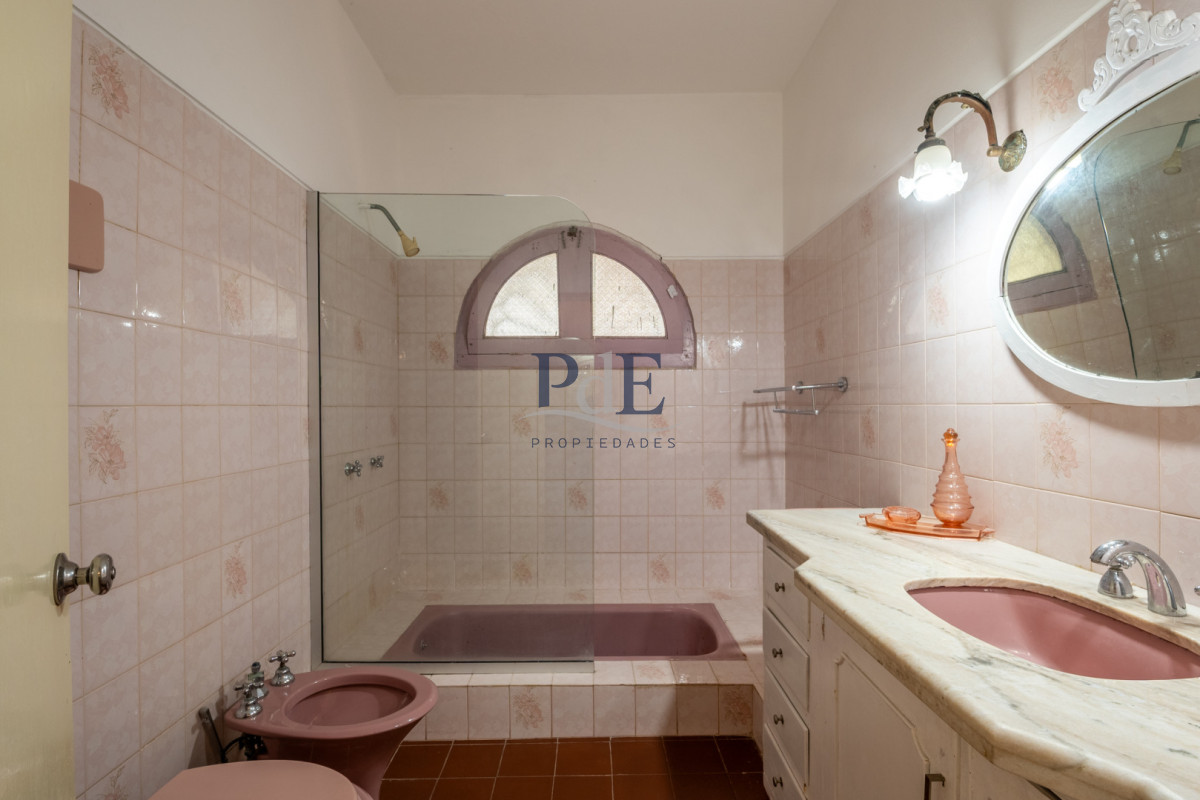 Casa de estilo en Pinares, 4 habitaciones y 3 baños - Imagen 8