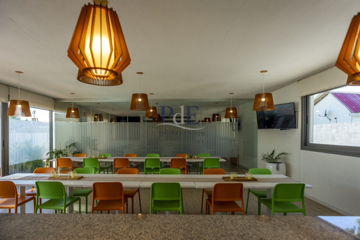 Apartamento de dos dormitorios Playa Mansa - Punta del Este - Imagen 18