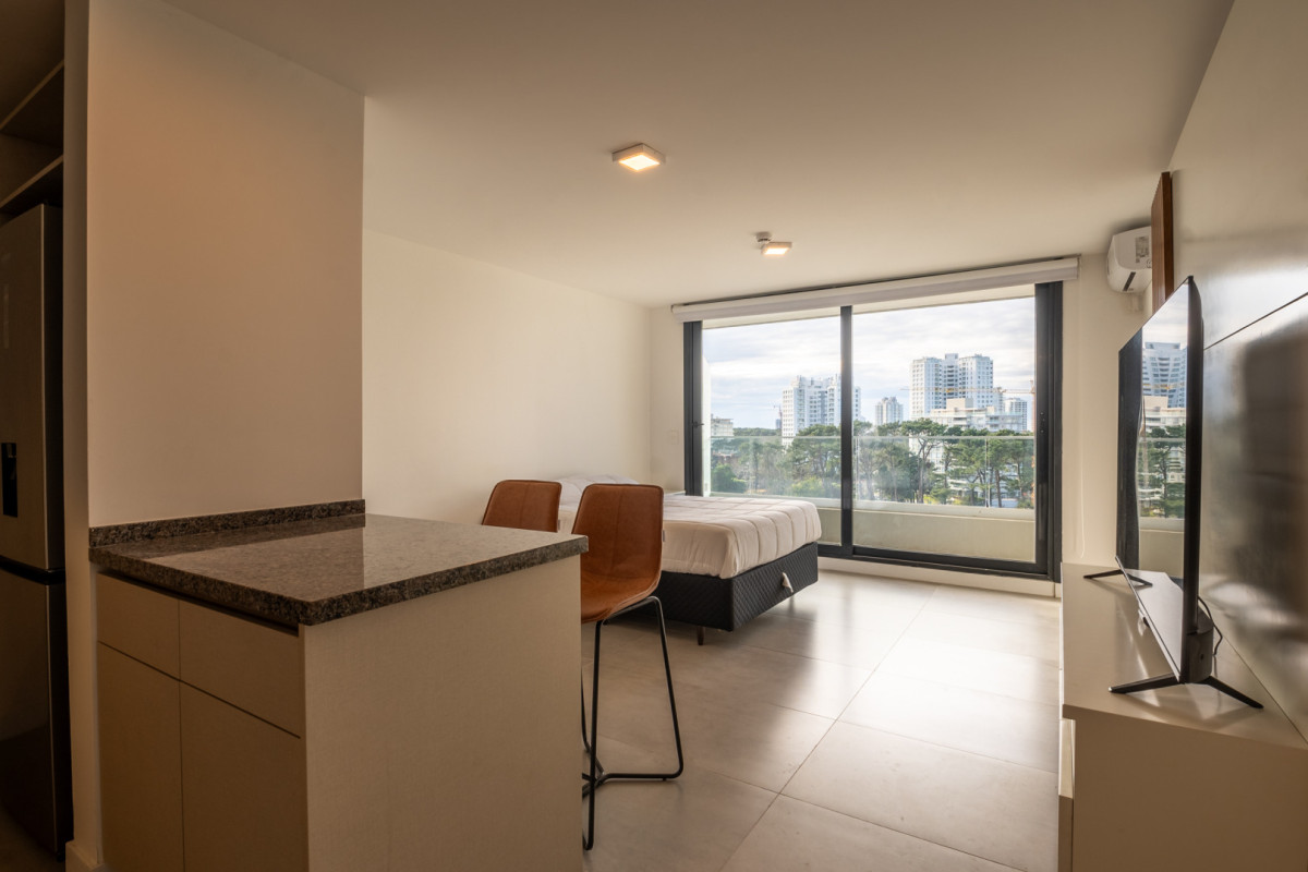 Monoambiente a estrenar con Torre con servicios - Punta del Este