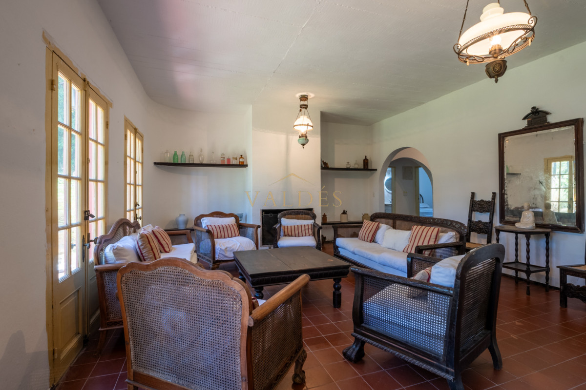 Casa ID.5242 - Casa de estilo en Pinares, 4 habitaciones y 3 baños