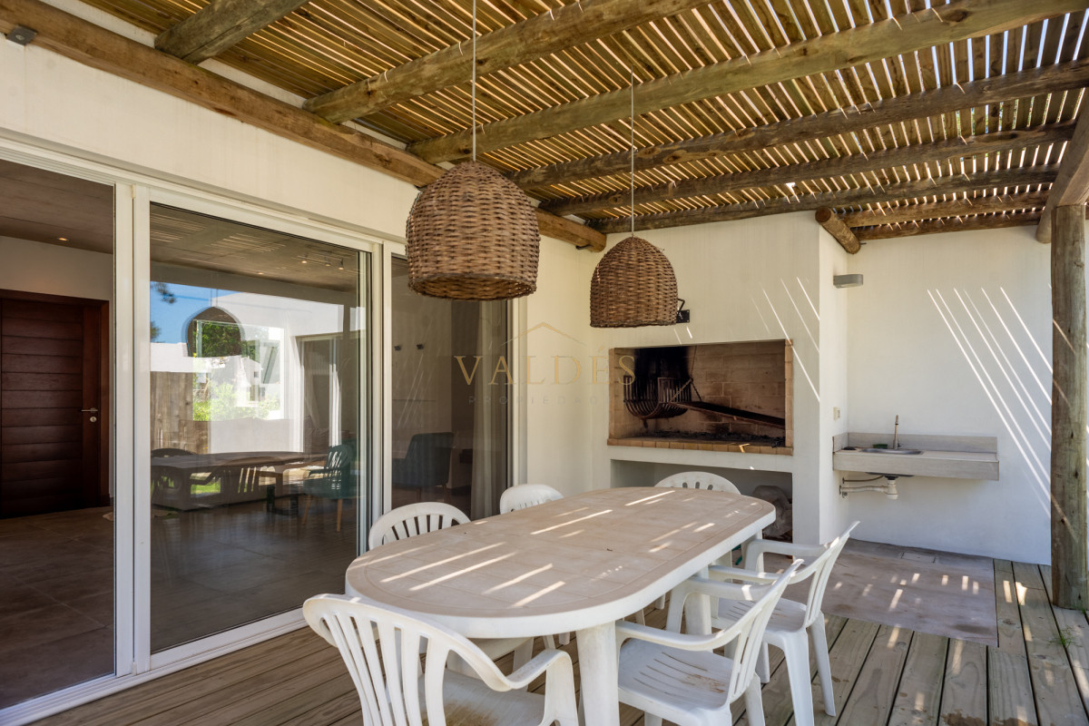 Casa ID.4089 - CASA CON PISCINA EN LA BARRA 3 DORMITORIOS