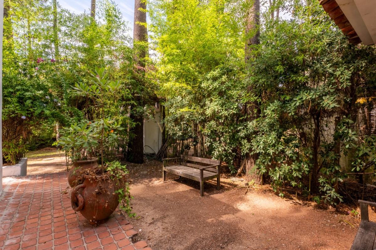 Casa ID.5242 - Casa de estilo en Pinares, 4 habitaciones y 3 baños