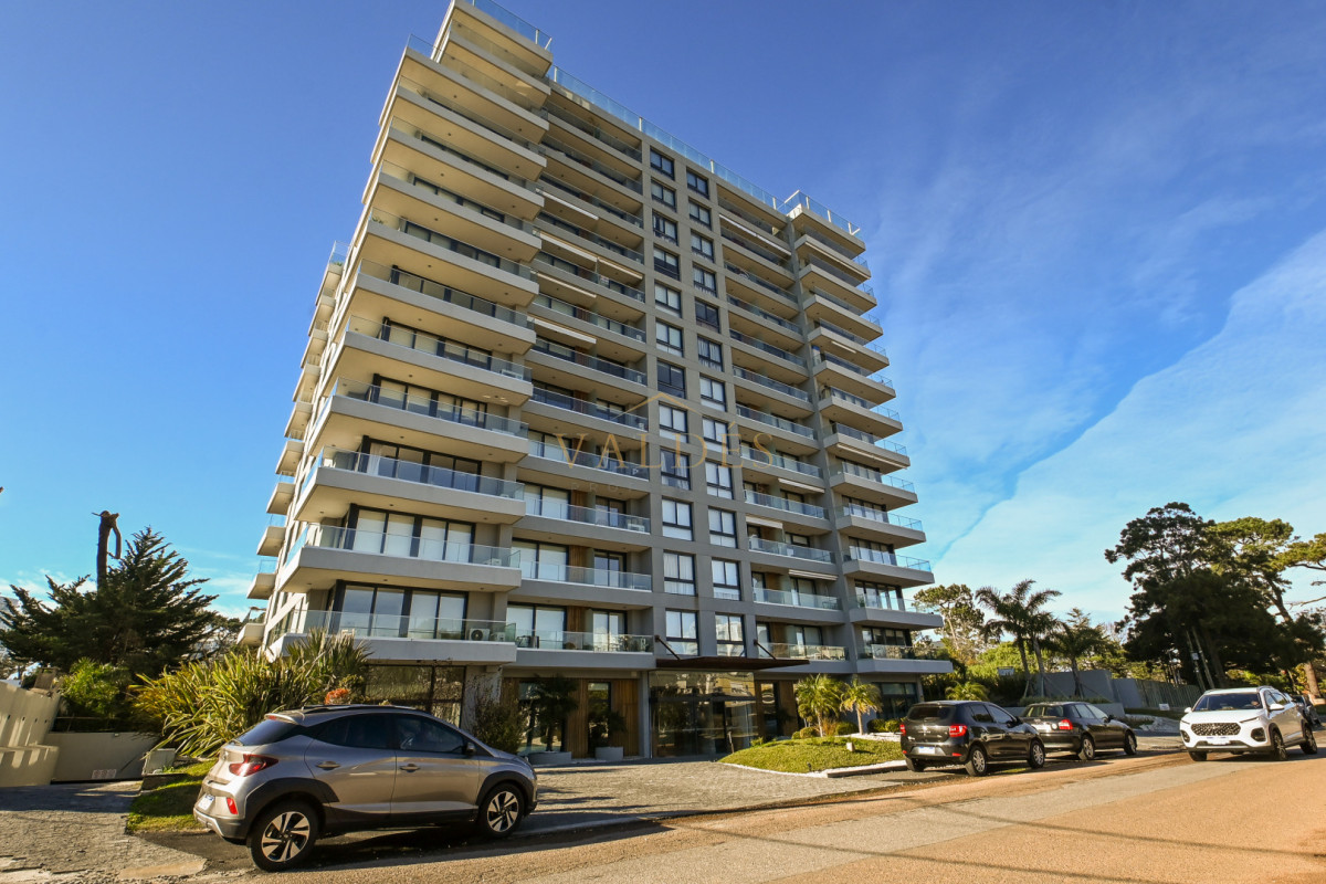 Apartamento ID.5358 - Monoambiente a estrenar con Torre con servicios - Punta del Este