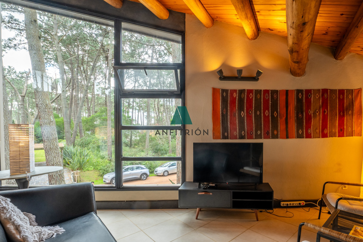 Casa ID.489 - Laguna Blanca 4 dormitorios y servicio