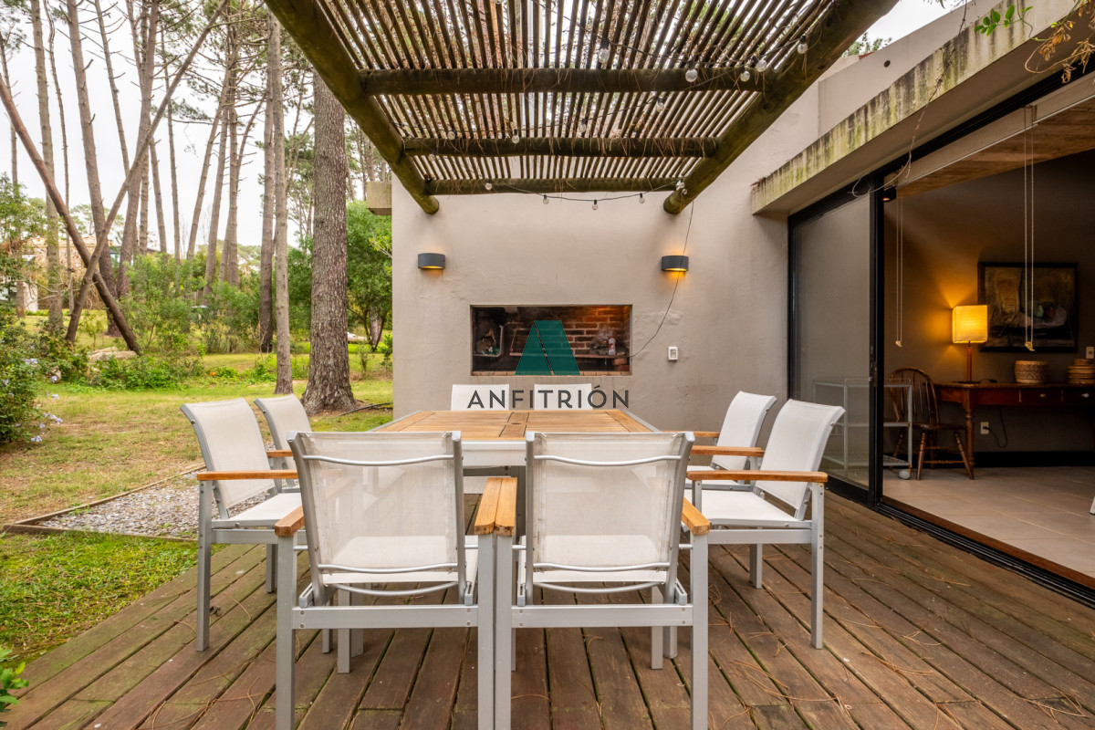 Casa ID.489 - Laguna Blanca 4 dormitorios y servicio