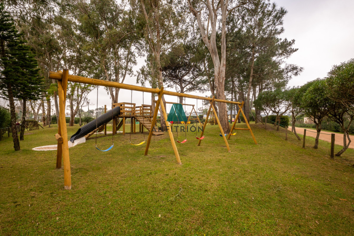 Casa ID.489 - Laguna Blanca 4 dormitorios y servicio