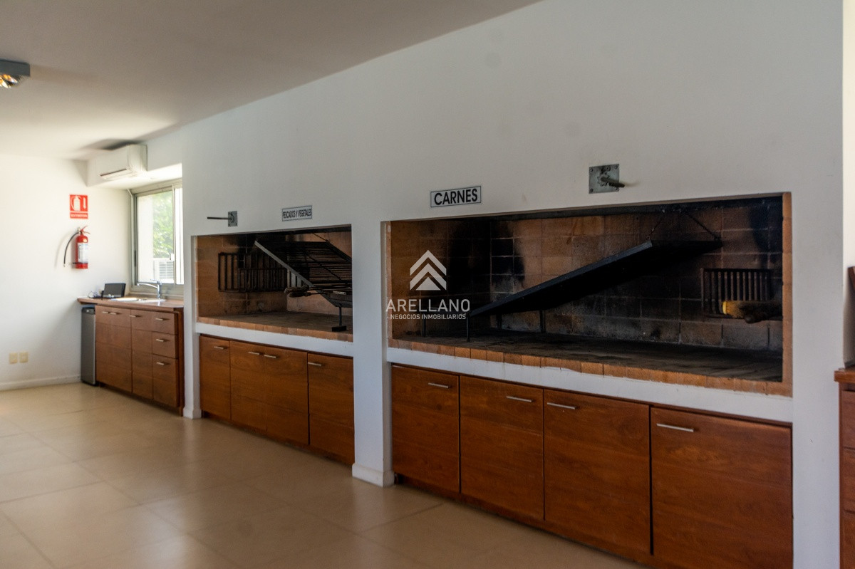 Apartamento ID.1820 - Penthouse duplex 4 dormitorios Playa Brava - Punta del Este