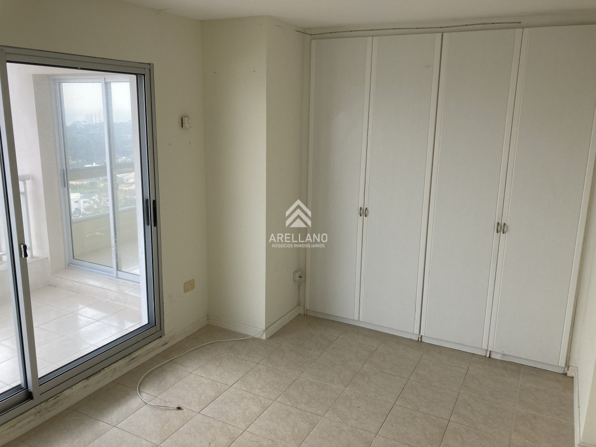 Apartamento ID.434 - VENTA DEPARTAMENTO 3 DORMITORIOS  CON COCHERA