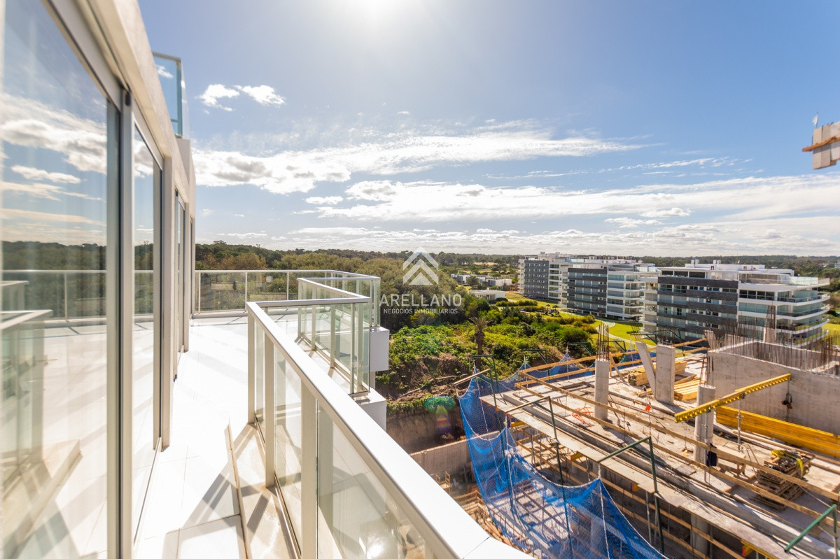 Apartamento ID.1820 - Penthouse duplex 4 dormitorios Playa Brava - Punta del Este