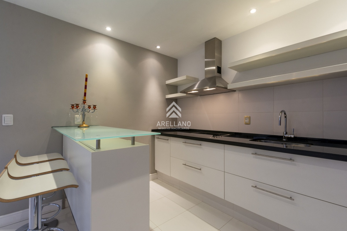 Apartamento ID.1773 - VENTA PENT-HOUSE FRENTE AL MAR 5 DORMITORIOS + LOFT