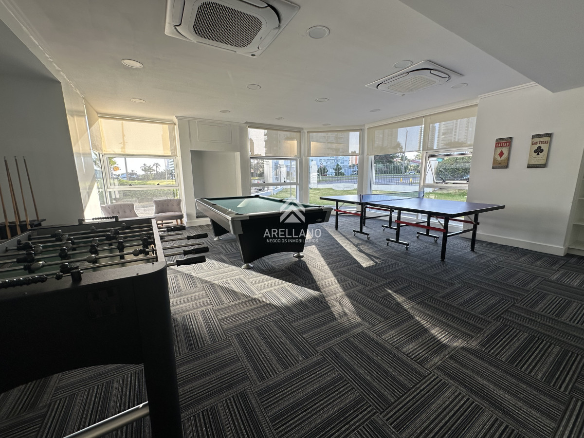 Apartamento ID.4484 - 2 dormitorios en suite playa mansa