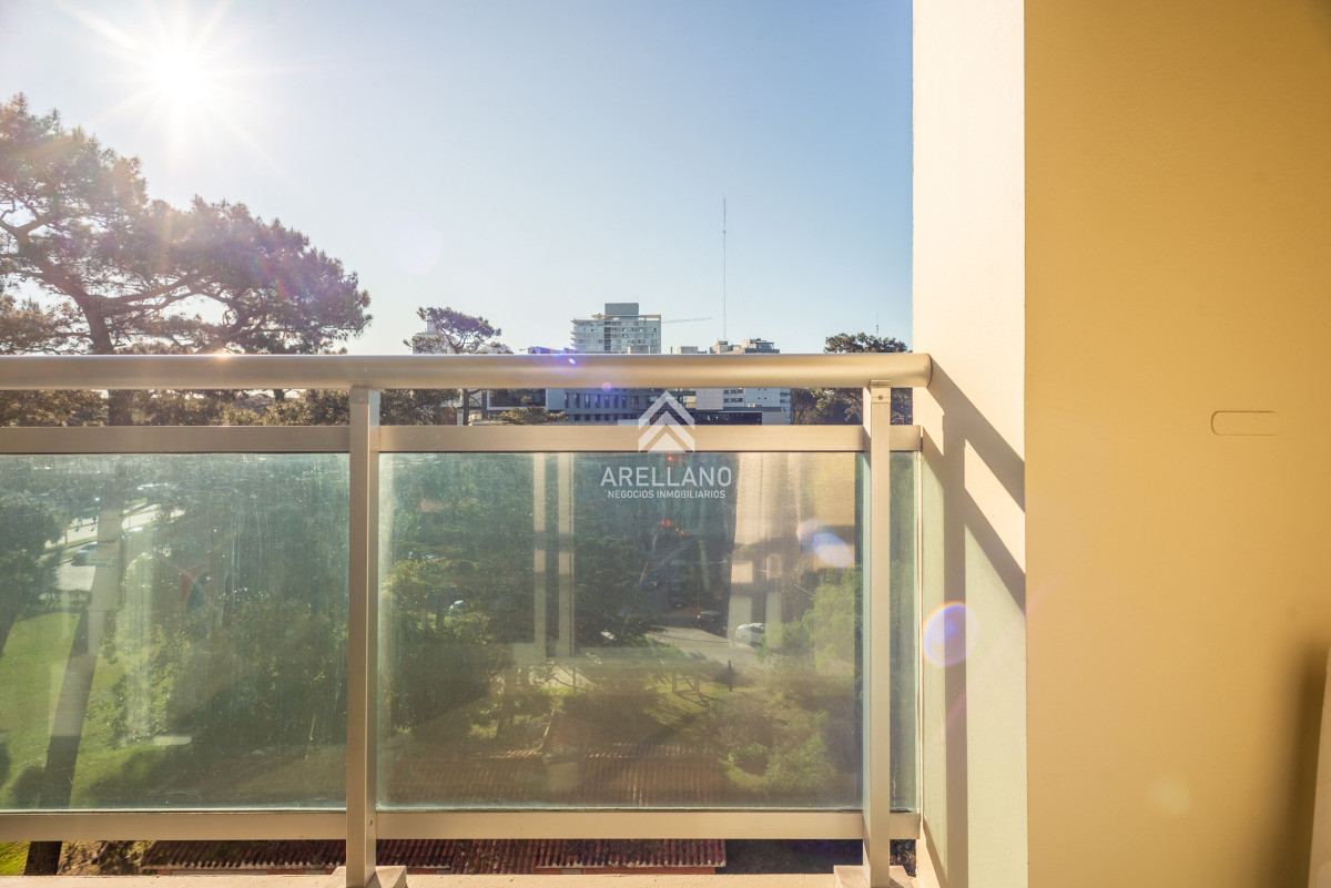 Apartamento ID.5437 - 2 dormitorios 2 baños 2 terrazas Roosevelt