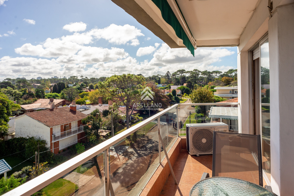Apartamento ID.4496 - 1 dormitorio con vista al mar playa mansa, PRIMERA LINEA