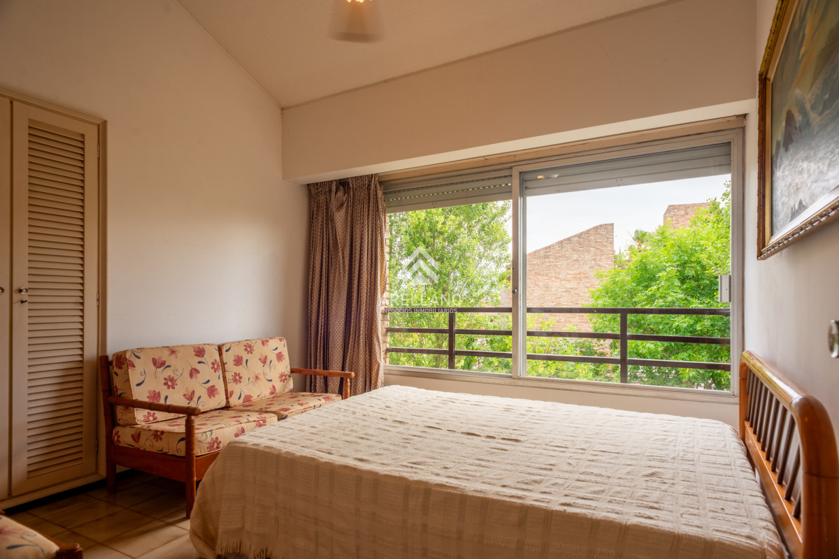 Apartamento ID.1385 - 3 dormitorios playa mansa cerca del mar