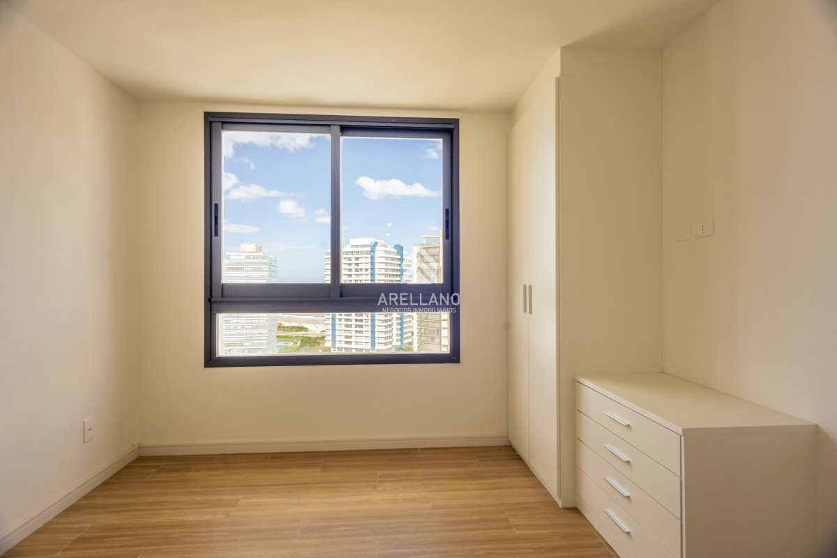Apartamento ID.2682 - Venta apartamento 2 Dormitorios 2 Baños Playa Brava - Punta del Este -