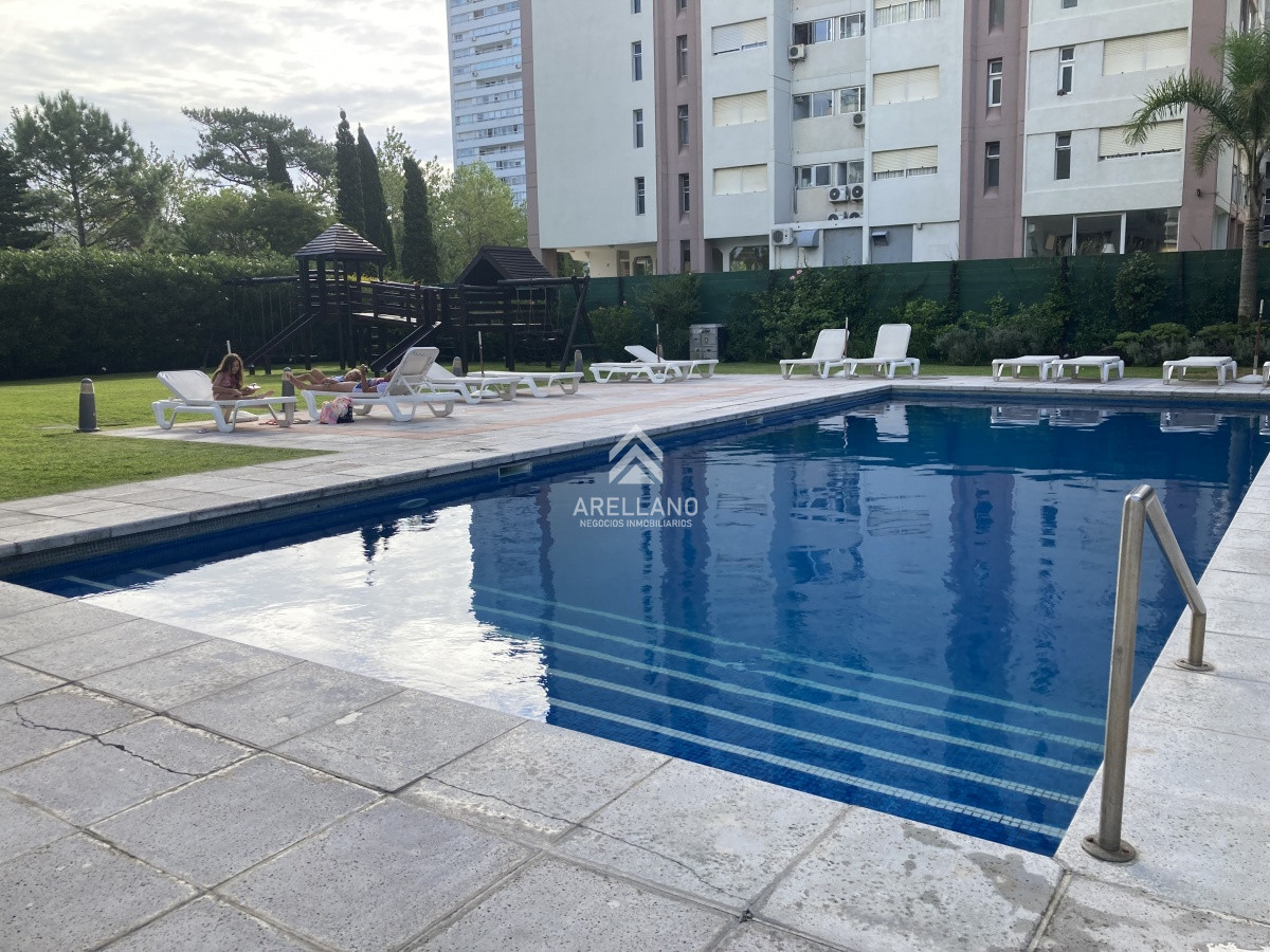 Apartamento ID.966 - Venta apartamento 3 dormitorios Roosevelt 