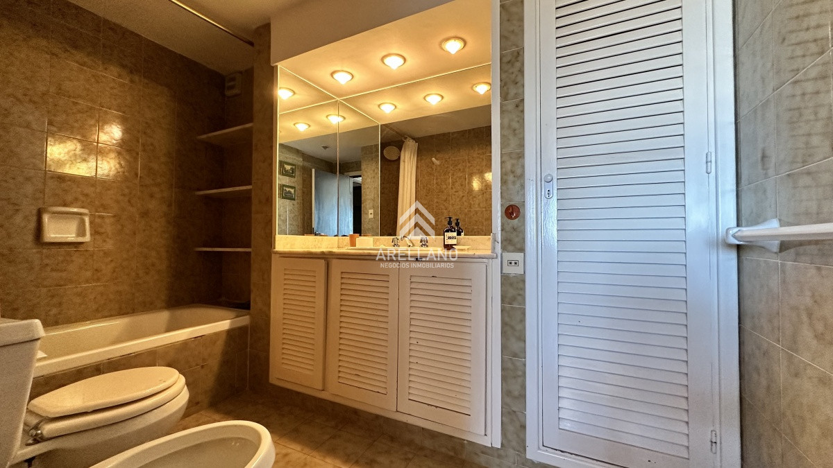 Apartamento ID.1872 - VENTA APARTAMENTO 2 DORMITORIOS PENINSULA vista al mar