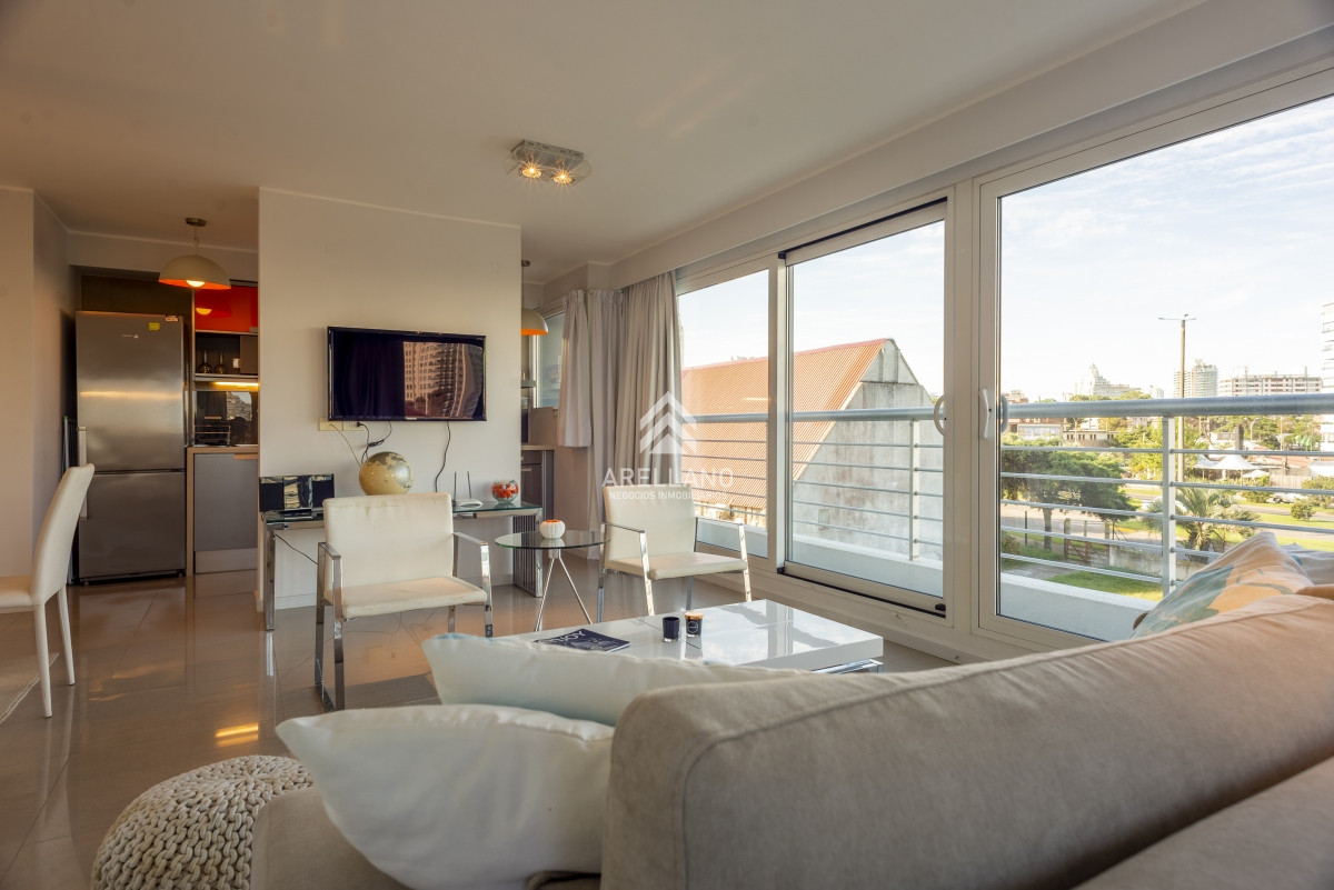 Apartamento ID.3216 - 1 dormitorio, playa mansa con garage - Alexander Collection