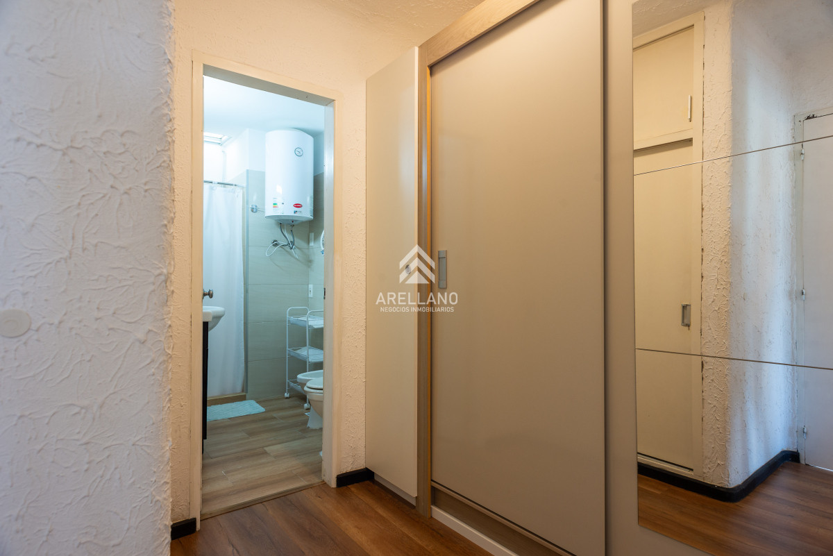 Apartamento ID.4496 - 1 dormitorio con vista al mar playa mansa, PRIMERA LINEA
