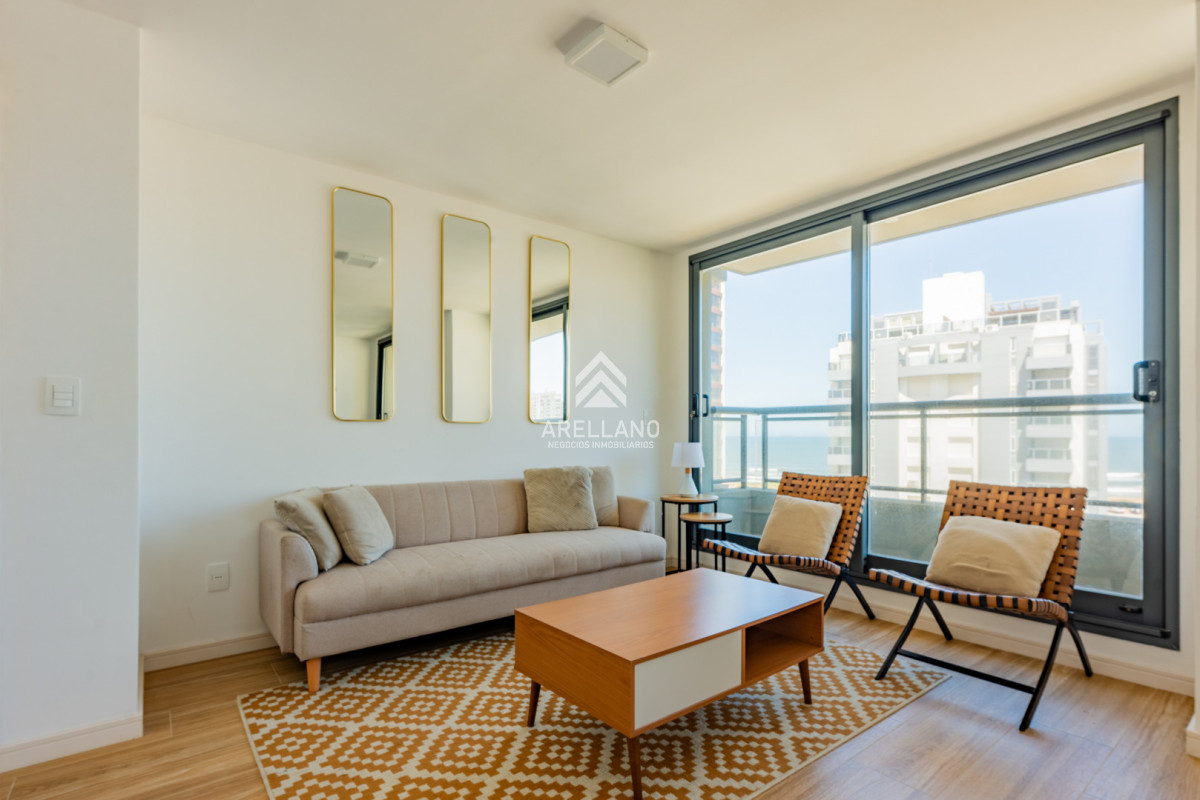 Apartamento ID.5608 - 2 dormitorios, vista al mar y garage