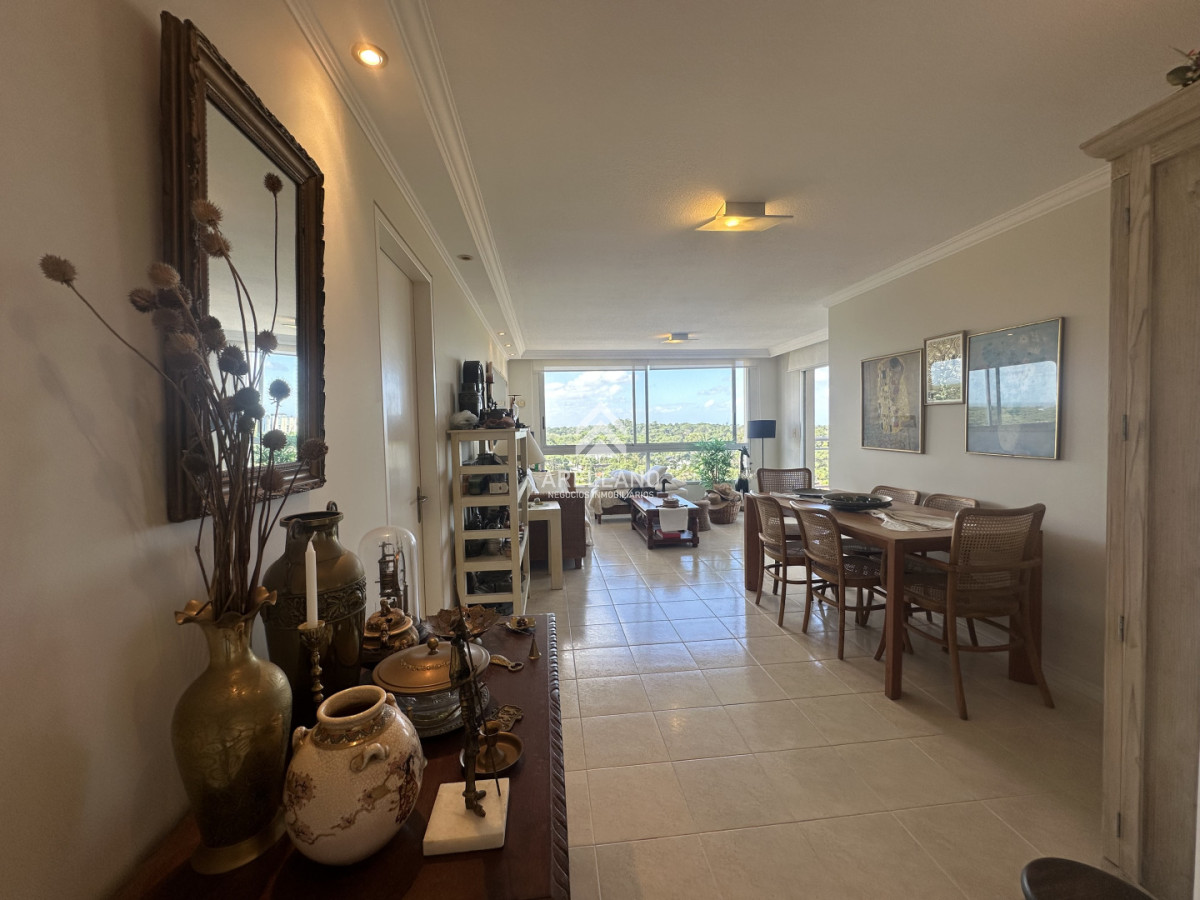 Apartamento ID.5958 - 3 dormitorios piso alto, Roosevelt