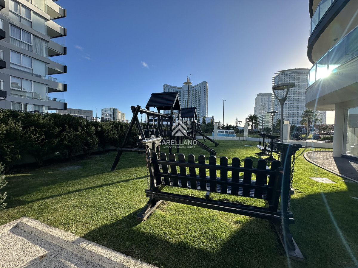 Apartamento ID.4484 - 2 dormitorios en suite playa mansa