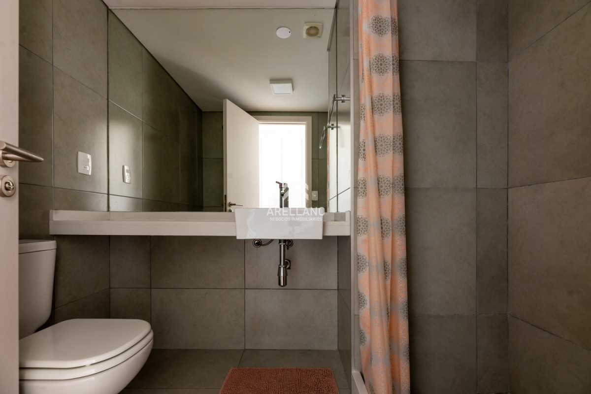 Apartamento ID.5608 - 2 dormitorios, vista al mar y garage