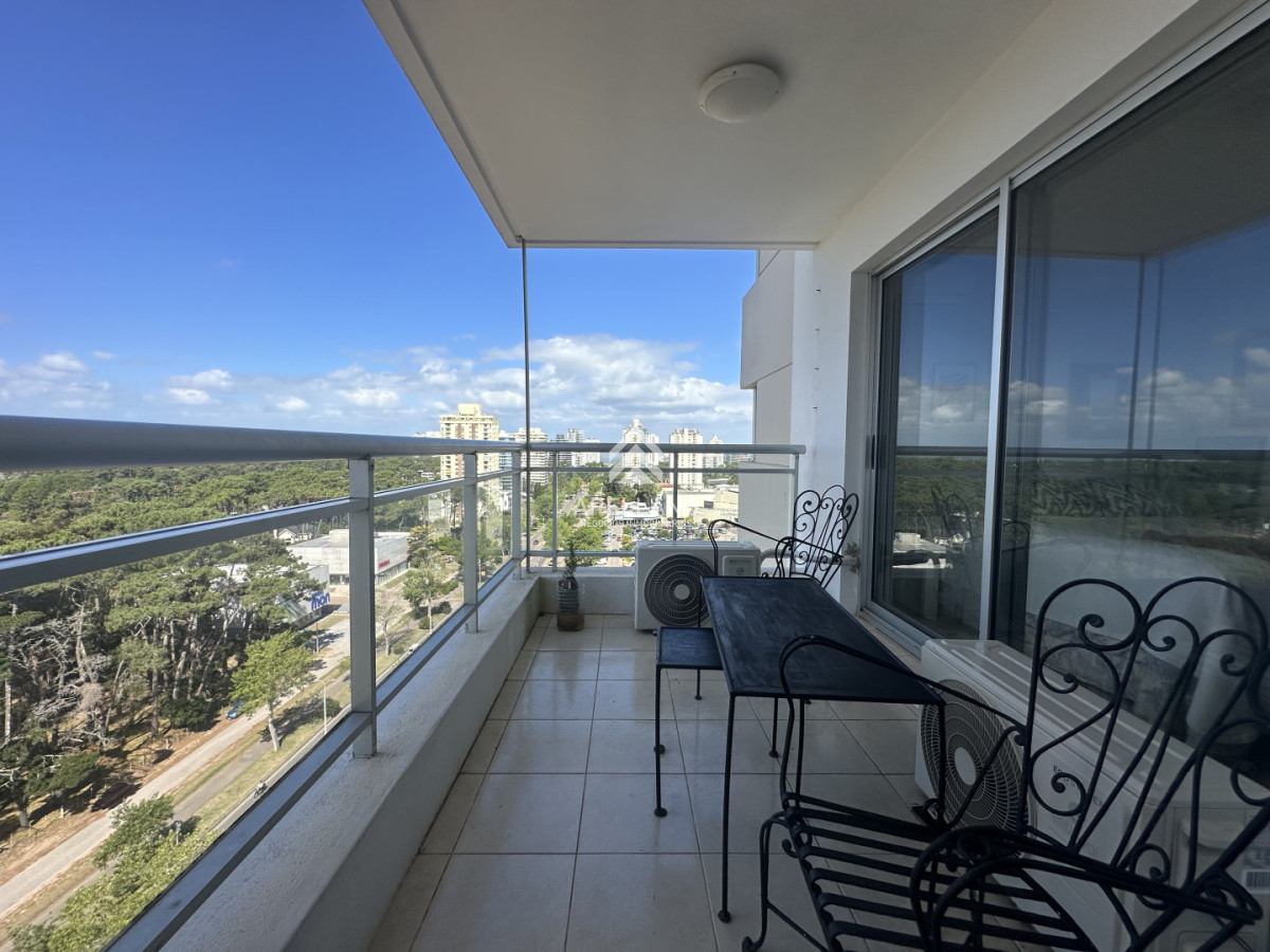 Apartamento ID.5958 - 3 dormitorios piso alto, Roosevelt