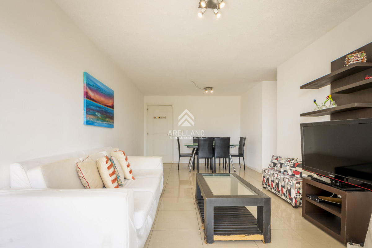 Apartamento ID.6168 - 2 dormitorios en Playa Mansa cerca del Mar