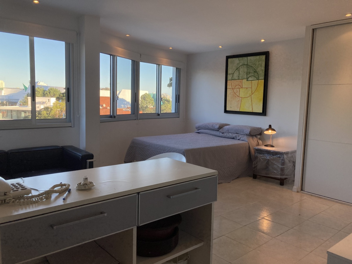 APARTAMENTO  EN VENTA EN PUNTA DEL ESTE
