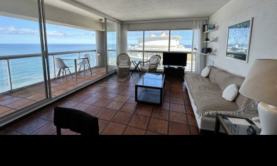 VENTA APARTAMENTO 2 DORMITORIOS PENINSULA vista al mar