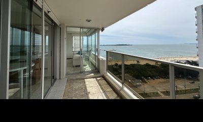 Departamento 2 dormitorios y dependencia Playa Mansa  - Punta del Este - vista al mar