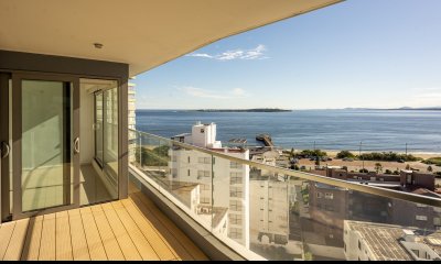 3 dormitorios Playa Mansa - Punta del Este - Vista al Mar